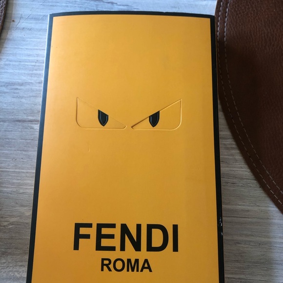 Fendi

FF Logo iPhone X Case - Picture 8 of 10